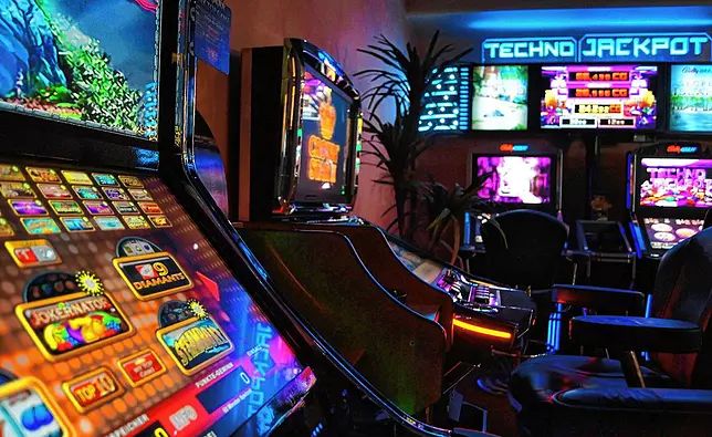 پاکستان میں Lucky Tiger Casino کا آن لائن کیسینو سیکشن کھولیں۔